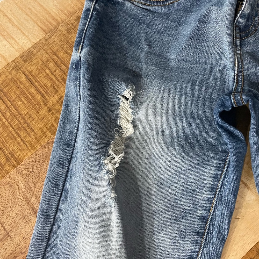 Jeans - Picture 3 of 5